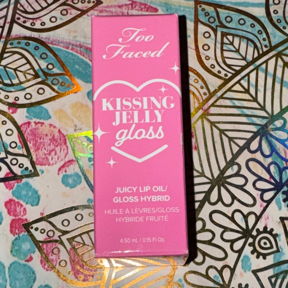 Too Faced Kissing Jelly Gloss